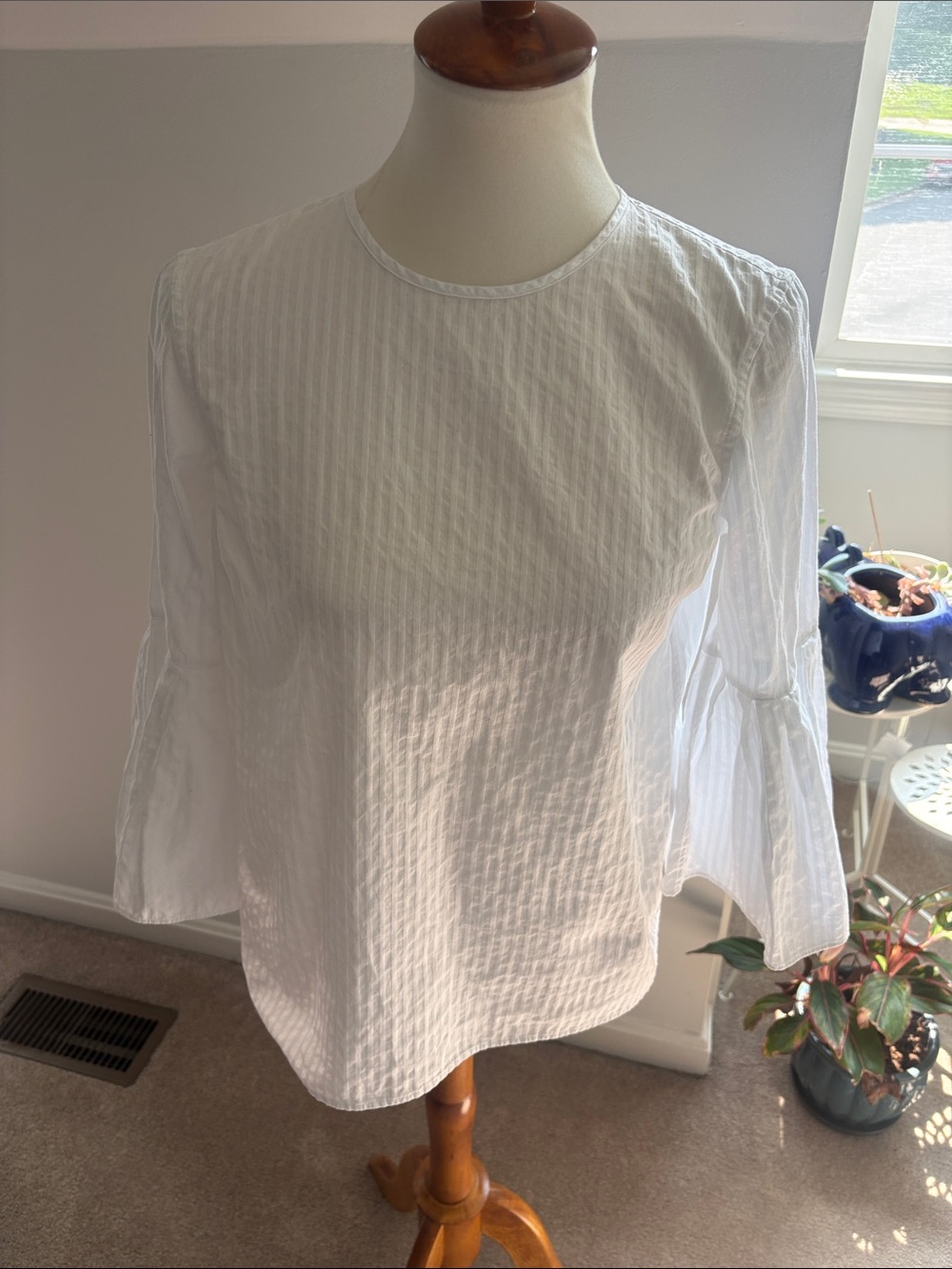 Brooks Brothers White Textured 3/4 sleeve Blouse